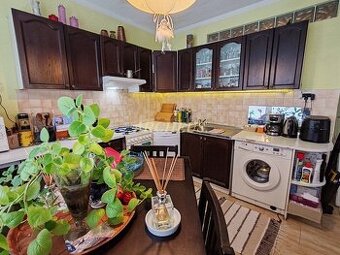 3 izbový byt Vinohradská - Hlohovec