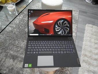 15.6" Lenovo 5/Core I5/ 8GB RAM/ 256GB SSD/ 2xGrafika...