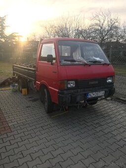 Mazda e2200
