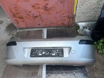 Peugeor 308 zadny naraznik