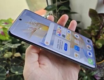 Honor 90