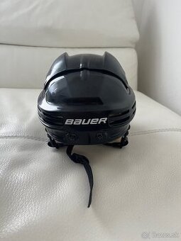 Hokejova prilba Bauer