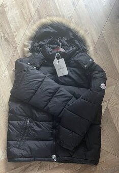 bunda Moncler
