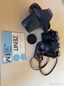 Predám na zberateľský účel zrkadlovku na kinofilm ZENIT EM
