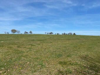 Investičný pozemok v Čabradskom Vrbovku, 92000 m2