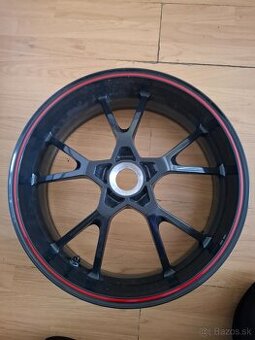 Zadny disk triumph 1050 speed triple