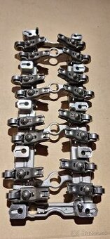 Držiak vahadiel s váhadlami ventilov