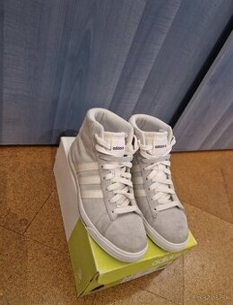 Predám dievčenské topánky Adidas Neo