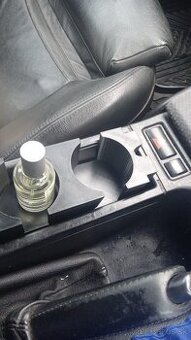 BMW E46  - Držiak nápojov