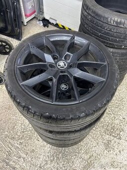 GEMINI Black 5x112 R18 Škoda Octavia 3 RS