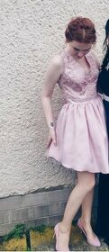 Slávnostne plesové ružové šaty