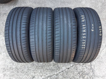 225/55 R19 -letné Michelin