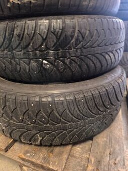 Predám zimné pneu 185/60 r15 - 1