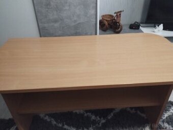 Predám konferenčný stolík skoro nový