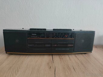 Retro radio