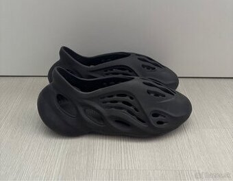 Yeezy Foam Rnnr - 1