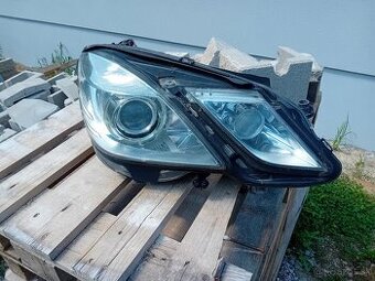 Svetlomet mercedes e w212 PP