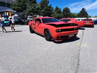 Dodge challenger 6.2hellcat srt