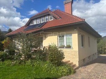 Na predaj priestranný rodinný dom Martin-Kolónia Hviezda...