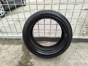 zimná pneumatika Vredestein 205/50 R17 93H