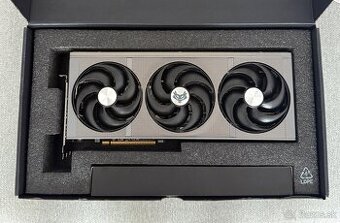 Sapphire NITRO+ Radeon RX 9070 GAMING OC 16GB