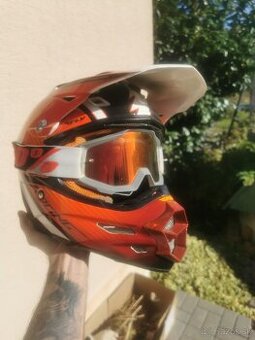 Prilba motokrosová okuliare nohavice