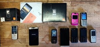 Mix starých mobilov