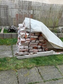 Stare tehly - zadarmo