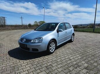 Vw golf 5 1.4 benzín 59kw
