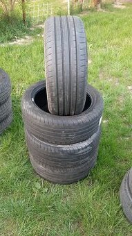 235/45r18 94W  Goog Year   letne