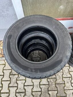 Letné pneu na dodávku 235/65 R16 C