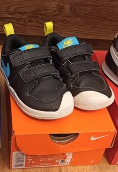 Tenisky Nike