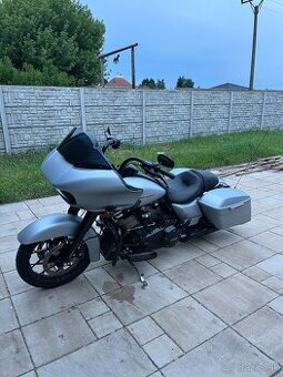 Harley Davidson Road Glide 114