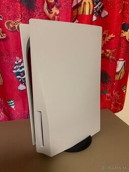 PlayStation 5 s mechanikou