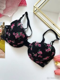 Victoria’s Secret kvetinkova podprsenka 75B