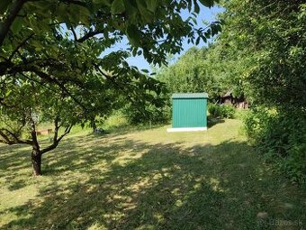 Predám záhradu v blízkosti centra Nitry, 400 m2