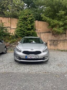 Predam kia ceed 1.6 crdi