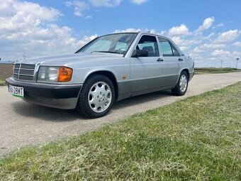 Mercedes-Benz 190e