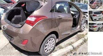 Hyundai i30 1.6 CRDI 2012 predám MOTOR D4FB, DVERE, BLATNÍK,