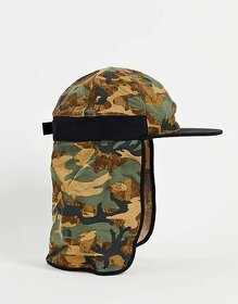 Siltovka The North Face camo so slnecnou clonou
