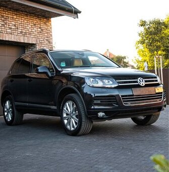 VW TOUAREG 180KW 3.0 TDI - EXCLUSIVE výbava Top stav SK ŠPZ