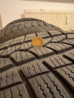 Predám zimné pneumatiky 225/55 R17.