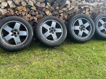 Zimné pneumatiky Nokian 235/60 r18+ disky 5x114,3