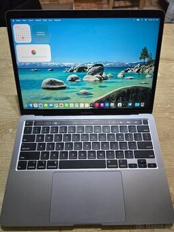 Macbook Pro touchbar 32gb ram 1tb ssd disk v Top stave velmi
