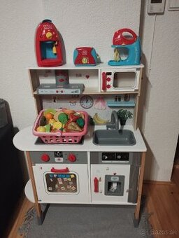 Detska kuchynka s vybavenim