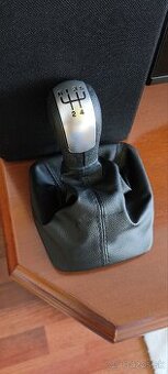 Radiaca páka Octavia 2