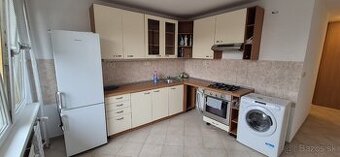 Prenájom  2 izb  bytu Lamac Heyrovskeho