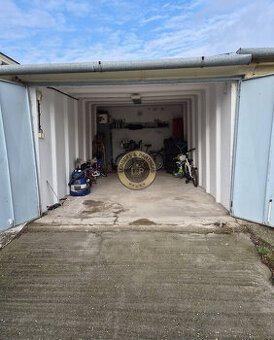 Na predaj garáž s pozemkom v Seredi na ulici Vonkajší rad