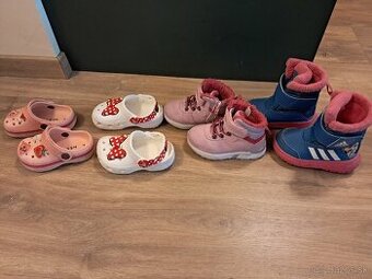 Predam dievcenske zimne topanky velkost 22