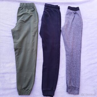 3 dievčenské teplaky veľ. XS/34